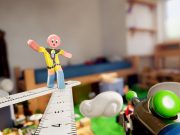 Sekuel Sandbox Supraworld mendapatkan tanggal rilis yang longgar, membawa pahlawannya yang menyusut ke akses awal tahun ini