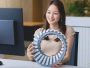 Bisakah seseorang membuatkan game untuk keyboard strip Möbius Google yang aneh