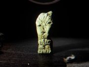 Game horor gratis seukuran gigitan ini mengajak Anda mempelajari artefak kuno yang menyimpan rahasia kelam