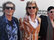 The Rolling Stones ada di Roblox, karena menurut saya itulah rock and roll sekarang